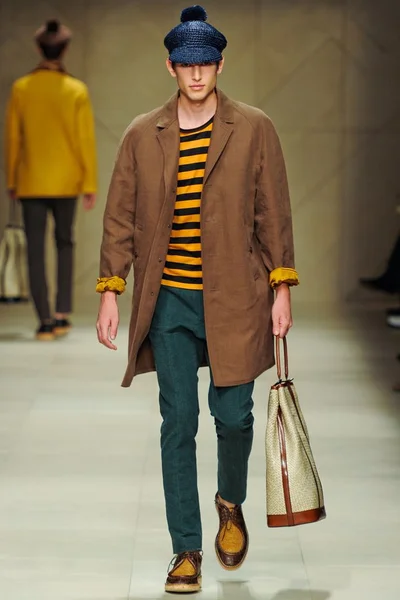 Look 35